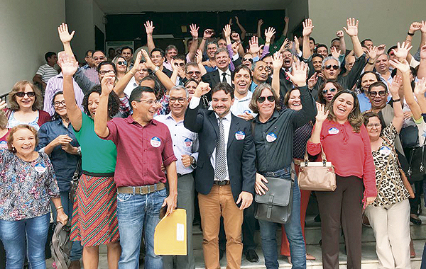 PEC do Teto aprovada na Alepa