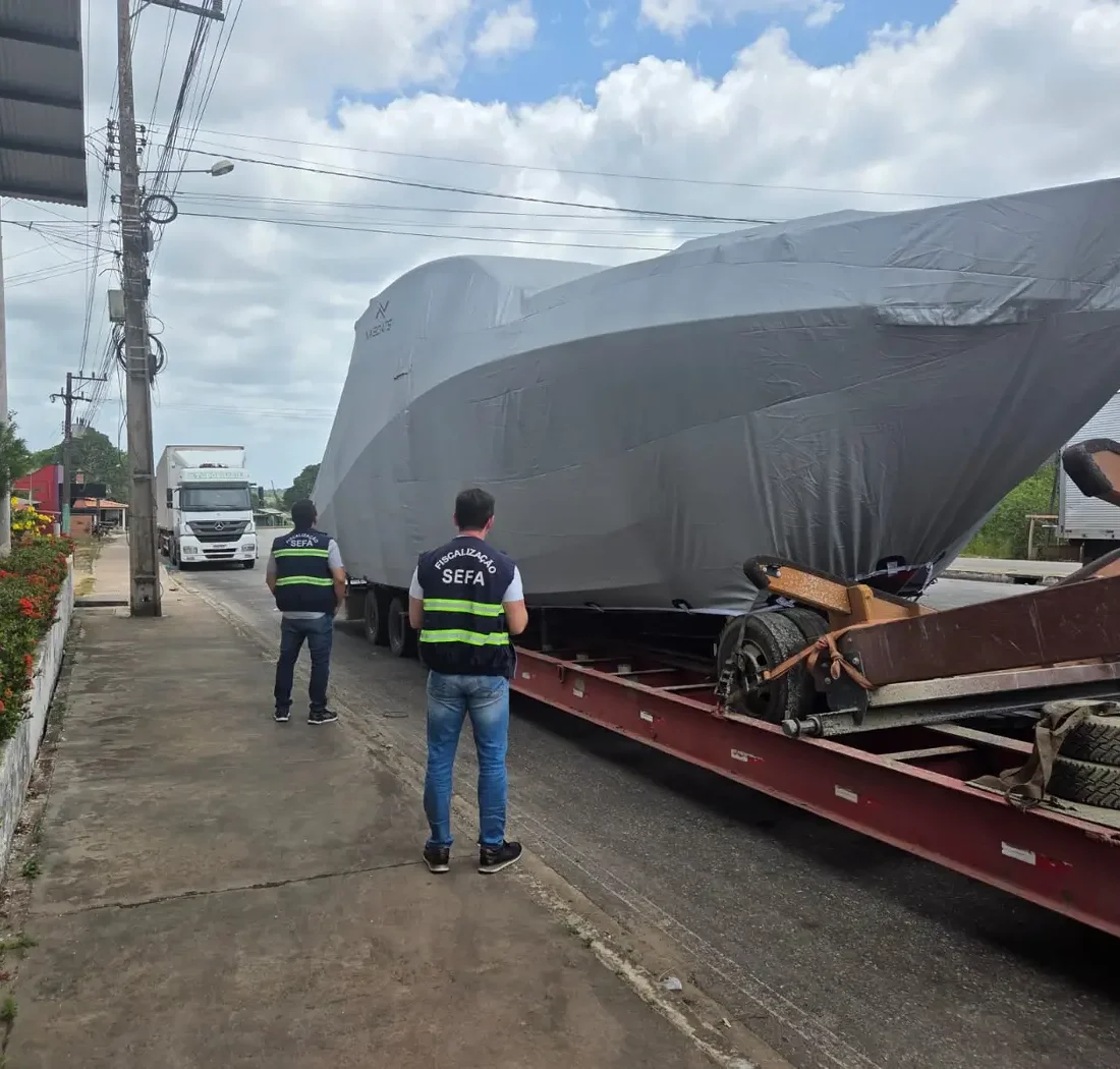 SEFA apreende lancha de R$ 2 milhões em Cachoeira do Piriá