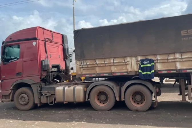 Fiscais da SEFA apreendem mais de 143 toneladas de minério de manganês em fiscalização em Marabá